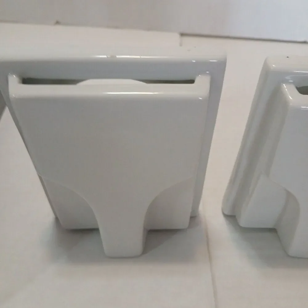 Lot Of 5 Picture Frames 3-Black 9×11(New) 2- VTG CERAMIC Russ BERRIE 5×4(used)